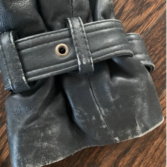 Heavy vintage leather fitted peacoat - Picture 6 of 8